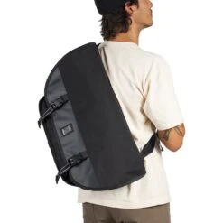 CHROME Citizen Messenger Bag - 24 L - Castlerock Twill -Chrome Industries Outlet Store bg 002 citizen messenger bag kuriertasche 24 l 3 1540928 1