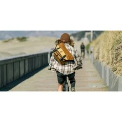 CHROME Citizen Messenger Bag - 24 L - Black XRF Reflective 18 CHROME Citizen Messenger Bag - 24 L - Black XRF Reflective -Chrome Industries Outlet Store bg 002 citizen messenger bag kuriertasche 24 l 5 1540930