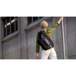 CHROME Mini Metro Messenger Bag - 20.5 L - Fog 12 CHROME Mini Metro Messenger Bag - 20.5 L - Fog -Chrome Industries Outlet Store bg 002 fg mini metro messenger bag fog 4 1342908 2