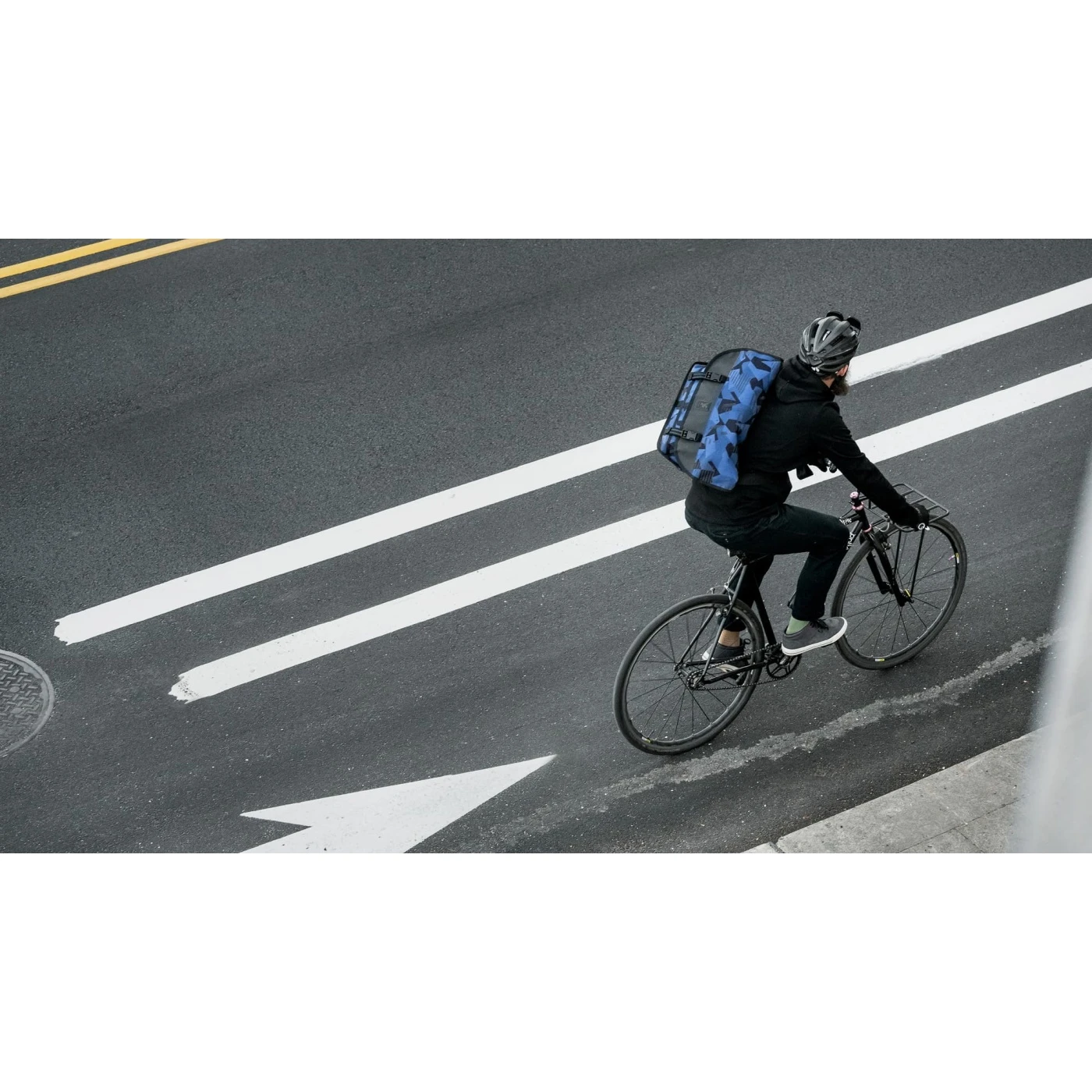 CHROME Citizen Messenger Bag - 24 L - Navy Tritone 4 CHROME Citizen Messenger Bag - 24 L - Navy Tritone - Image 4