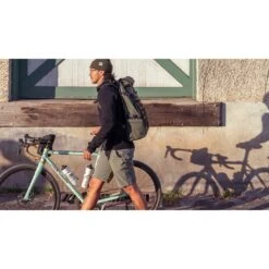 CHROME Barrage Freight - Backpack - 34-38 L - Black -Chrome Industries Outlet Store bg 325 bk barrage freight rucksack black 8 1053918