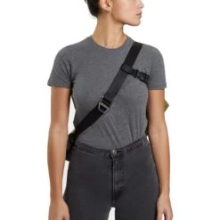 CHROME Simple Messenger MD - 15L - Olive Branch -Chrome Industries Outlet Store bg 332 olbr simple messenger md 12l kuriertasche olive branch 9 1220400