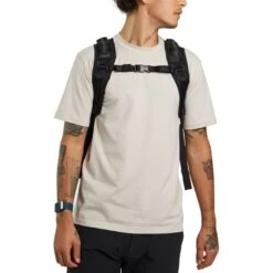 CHROME Tensile Ruckpack - 25L Backpack - Black 21 CHROME Tensile Ruckpack - 25L Backpack - Black -Chrome Industries Outlet Store bg 334 bk tensile ruckpack 25l rucksack black 9 1300931