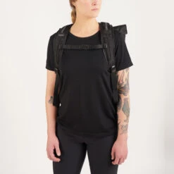 CHROME 22X Yalta 3.0 Backpack - BLCKCHRM -Chrome Industries Outlet Store chrome yalta3 black 11 818860